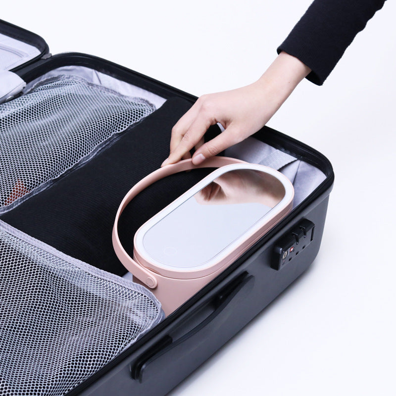 Tragbare Make-Up Box mit LED Spiegel - für Eure Reisen